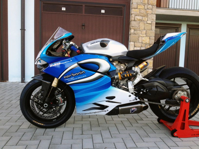 Ducati 1199 panigale biển xanh vẫy gọi các biker