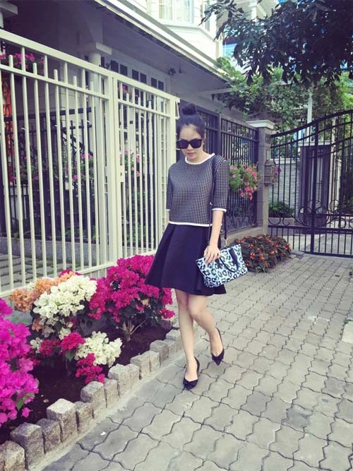 Sao việt khoe chân nuột với quần skinny độc đáo