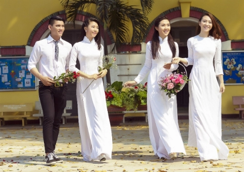 Bộ sưu tập áo dài lencii - cảm xúc trái tim tinh tế và trang nhã