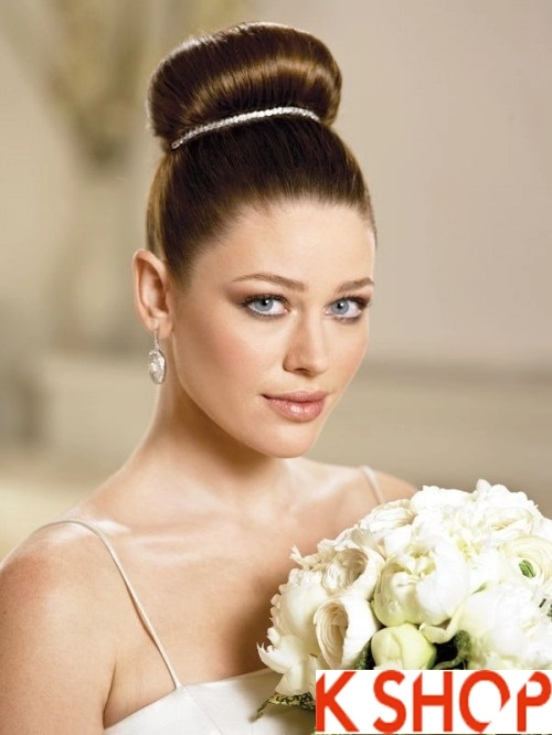 4 kiểu tóc cô dâu đẹp cho bạn gái duyên dáng 