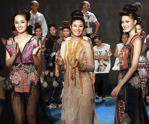 Ba hoa hậu đọ sắc với thời trang việt - italy cực đẹp