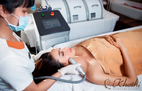 Bí quyết mặt v-line như phạm hương gợi cảm
