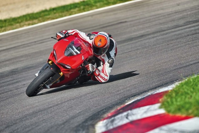 Sự khác nhau giữa sport bike super sport