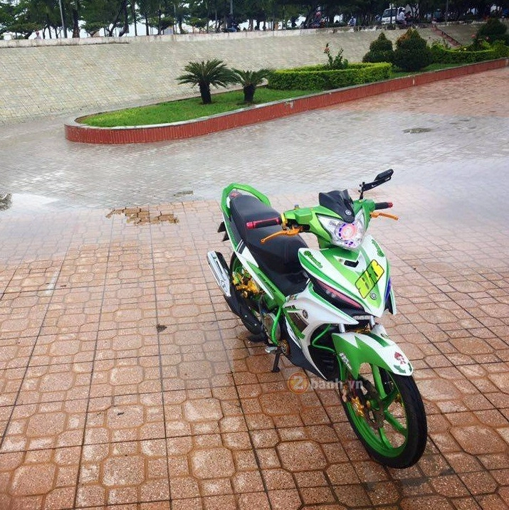 Chiếc exciter 135 xanh kawa độ đồ chơi chất