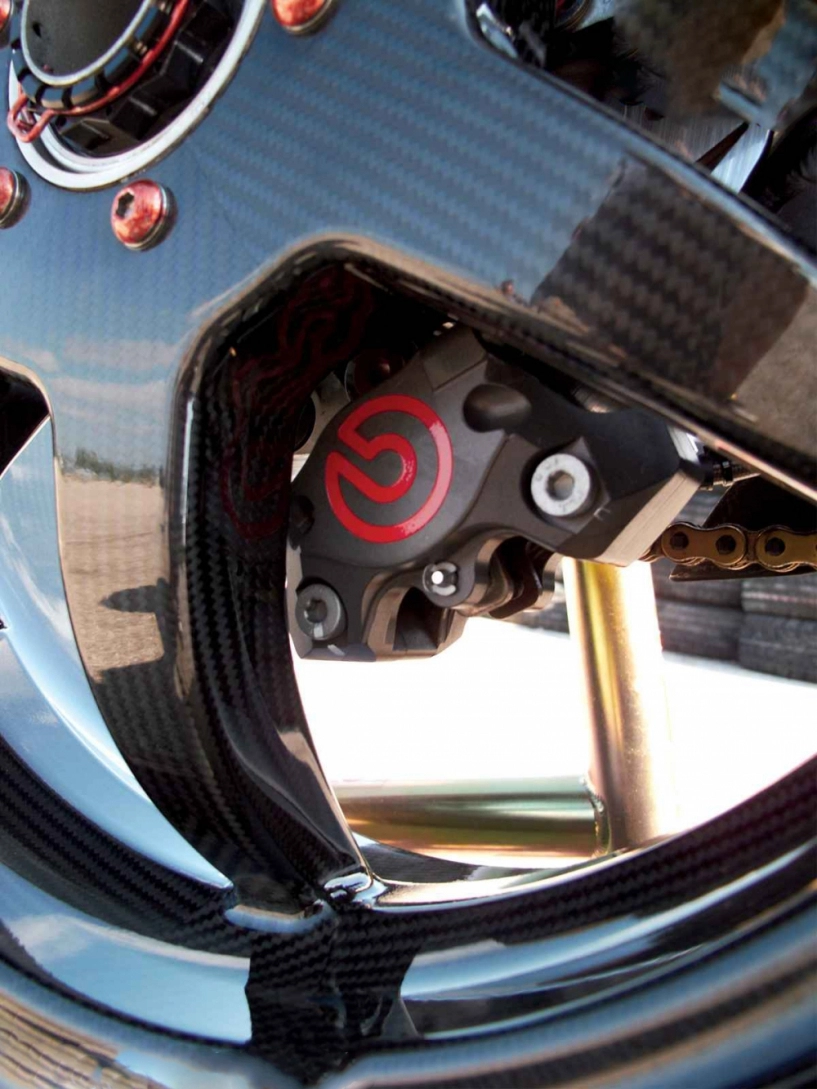Ducati 1098 phiên bản độ full carbon mạnh mẽ