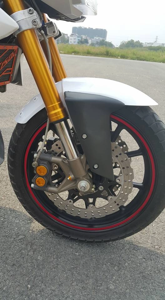 Yamaha fz150i độ dàn chân siêu cứng