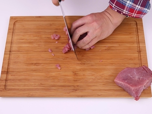 Bún trộn thịt heo ngon miệng bữa sáng cho mọi người