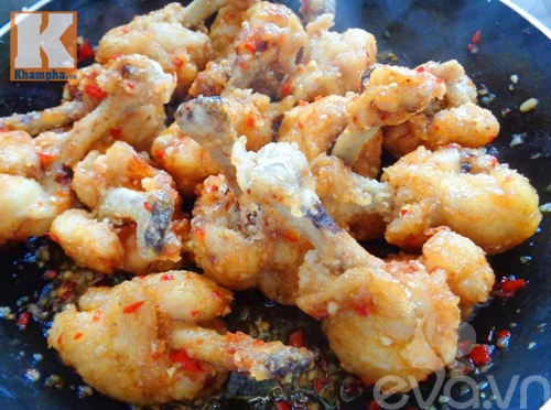 Cánh gà chiên giòn sốt mắm ớt tỏi ngon mê hồn