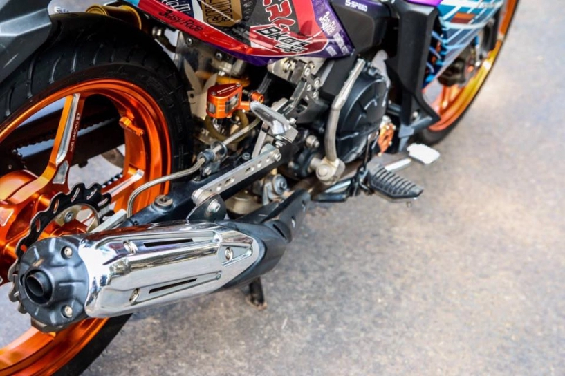 Exciter 135 độ nổi bật với phiên bản redbull