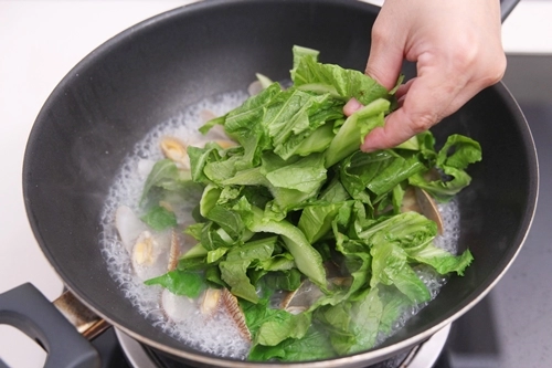 Miến nấu ngao hoa đơn giản mà ngon cho gia đình
