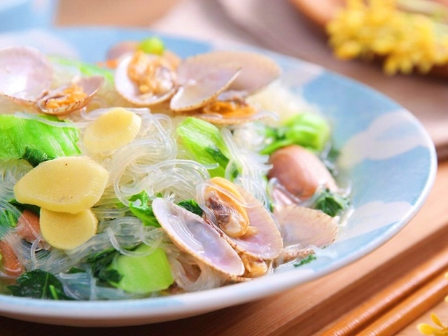 Miến nấu ngao hoa đơn giản mà ngon cho gia đình