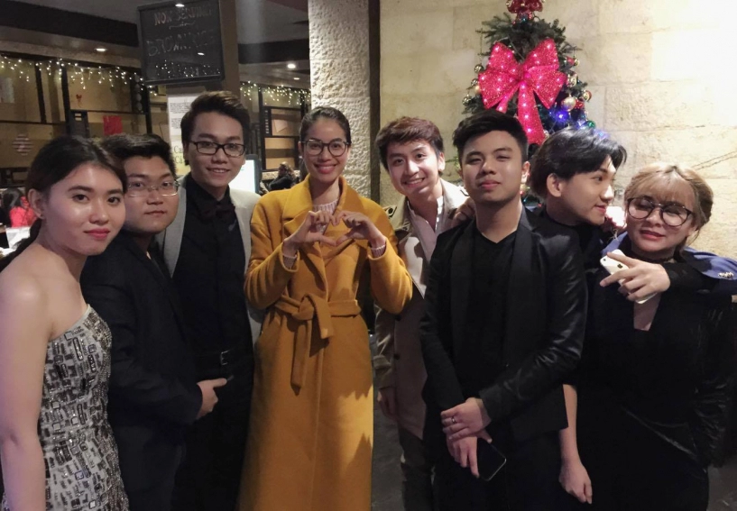 Phạm hương tươi rói sau đêm chung kết hhhv