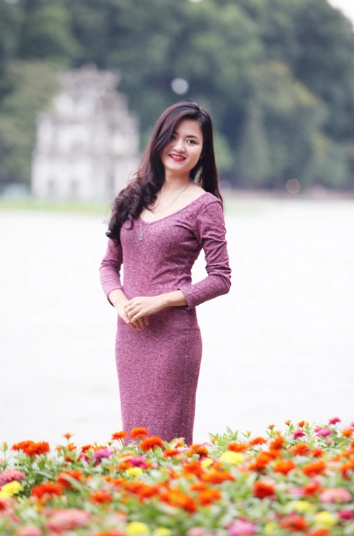 Thiếu nữ hà nội ngày gió mùa về