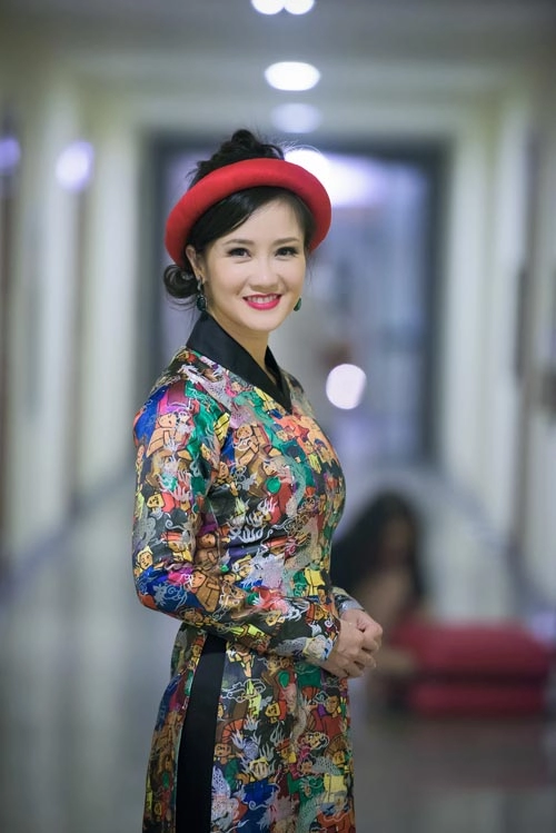 Thụy vân thăng hoa nhan sắc với tóc đẹp