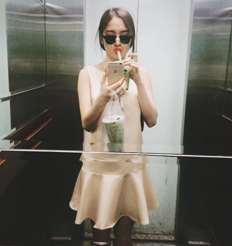 Angela phương trinh ở nhà rất kiệm vải