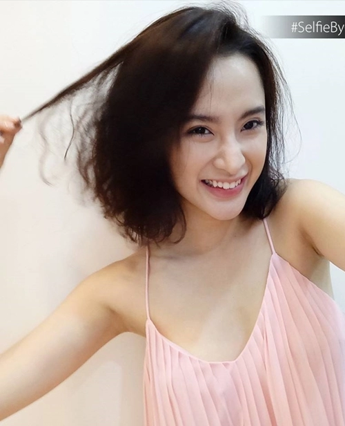 Angela phương trinh ở nhà rất kiệm vải