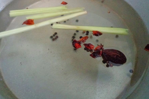 Chân gà ngâm sả ớt cực ngon cho bạn bè và gia đình