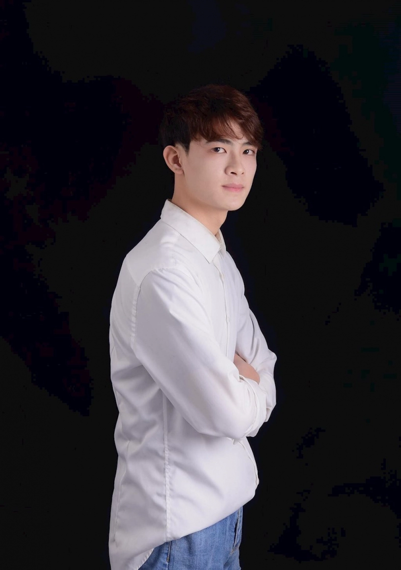 Chàng kỹ sư đa tài chẳng kém gì mỹ nam hàn