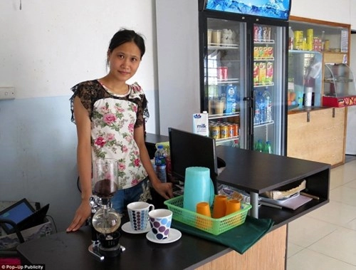 Cùng xem về cuộc sống thanh bình của đảo quốc bé nhất thế giới