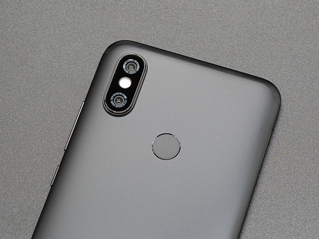 Đánh giá xiaomi mi a2 quái vật hiệu năng và camera