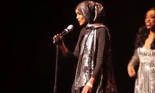 halima aden - người mẫu đạo hồi phá bỏ giới hạn