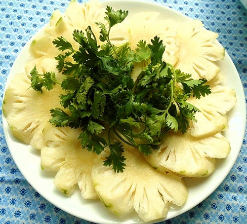 Hương vị thơm ngon kho cương từ vịt sốt dứa