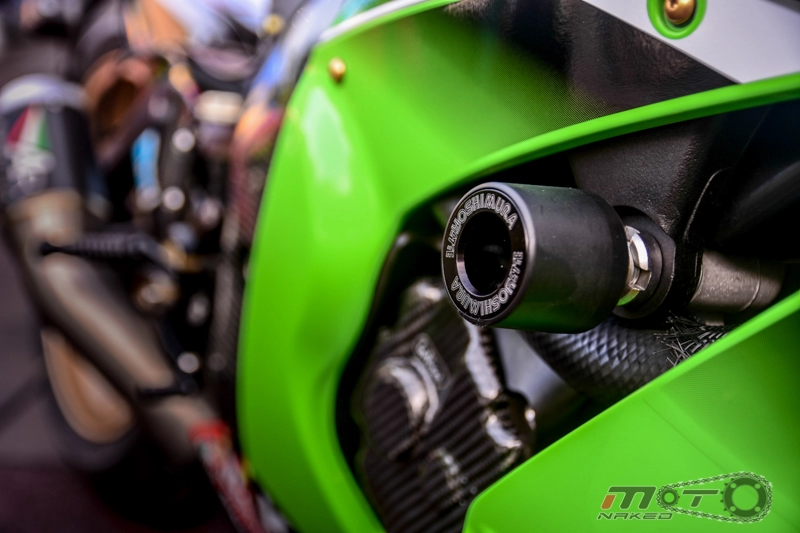 Kawasaki ninja zx-10r phiên bản 30 năm độ sành điệu xứ chùa vàng