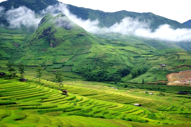 Mù cang chải những ngày trời đẹp mây xanh