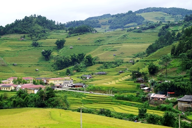 Mù cang chải những ngày trời đẹp mây xanh