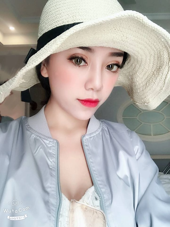 Á khôi hằng lee không ít những lời dụ dỗ từ các đại gia