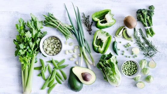 Cách ăn uống chị em nên duy trì để khuôn mặt tươi trẻ