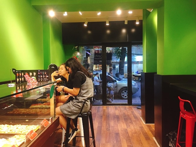 Cầm 20k ăn ngay pizza chuẩn ý