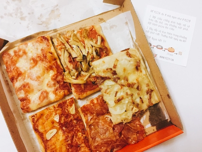 Cầm 20k ăn ngay pizza chuẩn ý