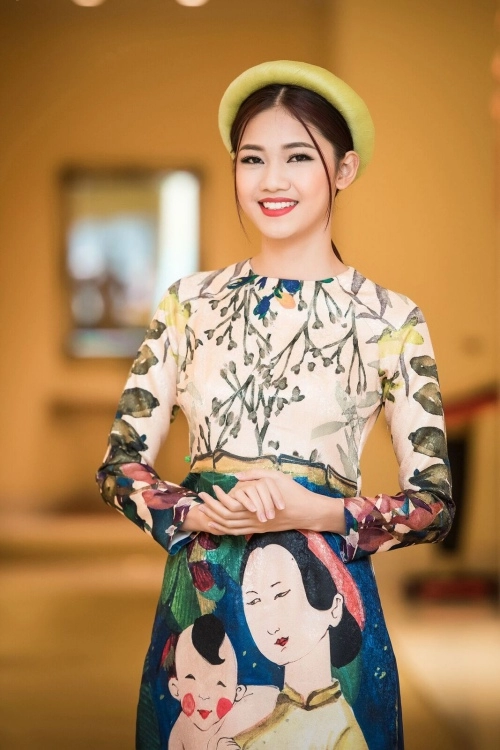 Cận cảnh vẻ đẹp cổ điển của á hậu thanh tú