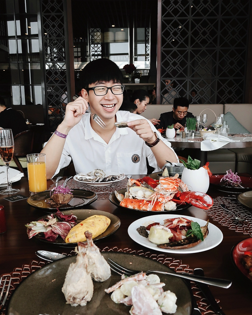 Câu chuyện về anh chàng chuyên review đồ ăn với chất giọng hà nội