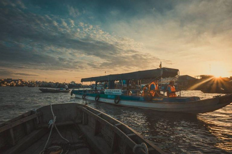 Chợ nổi cái răng- cần thơ địa điểm du lịch hấp dẫn