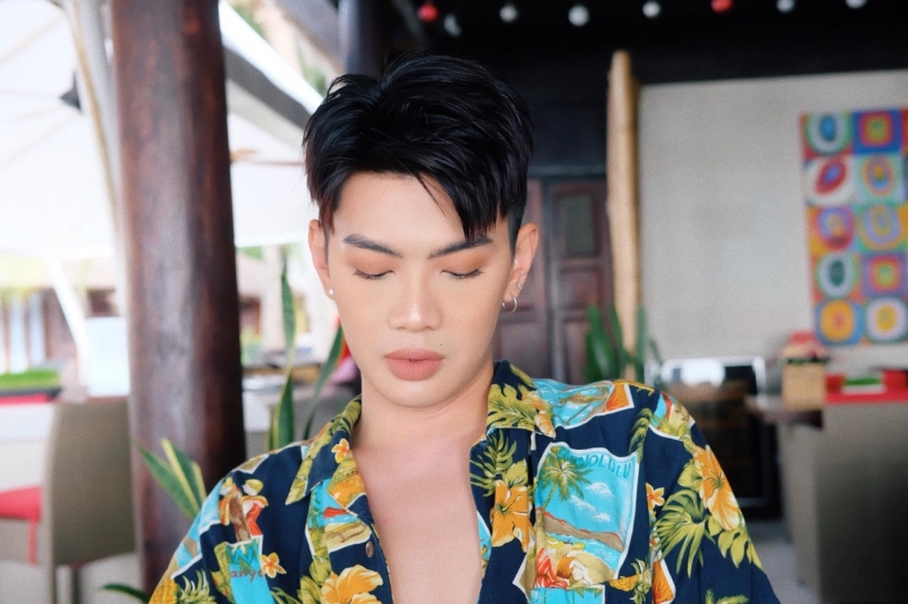 Đào bá lộc mới là ngôi sao có đôi môi gợi cảm nhất showbiz việt