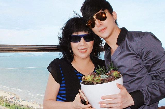 Điển trai hát hay ai ngờ nathan lee còn có tài khác thế này