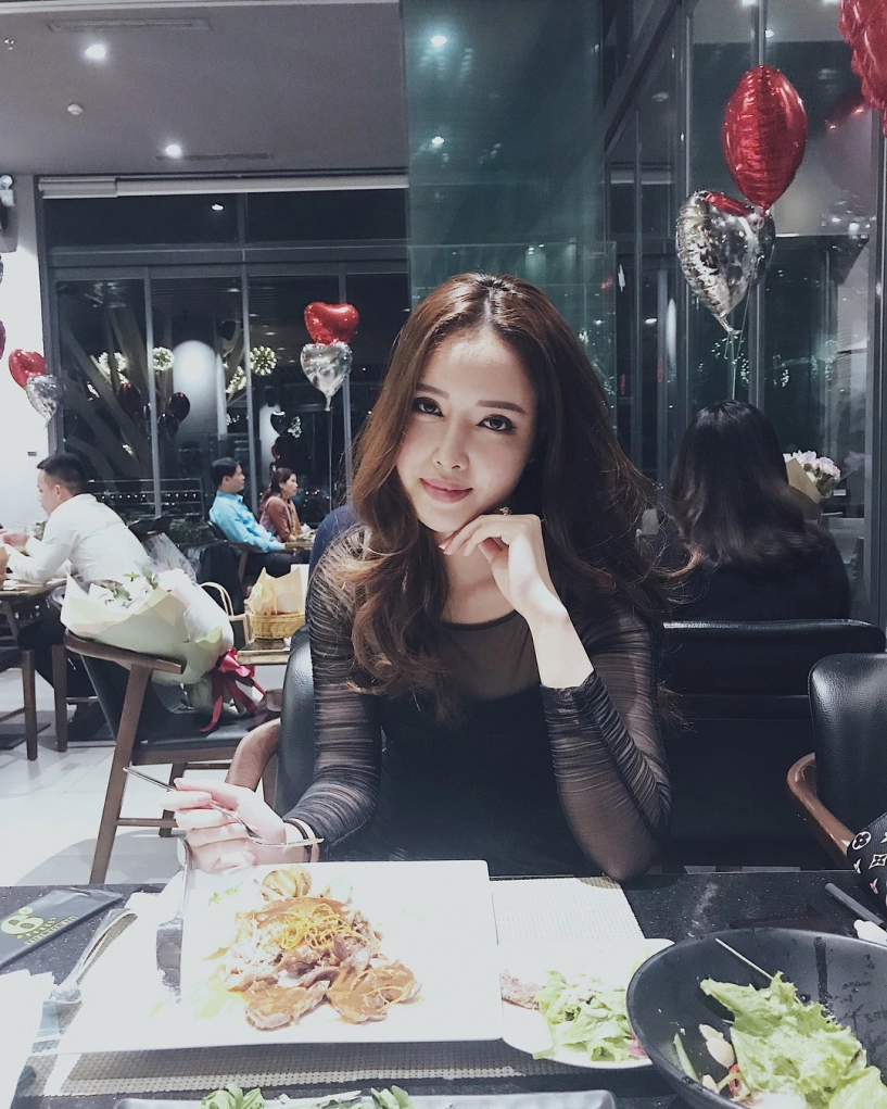 Em gái mai phương thúy xinh đẹp kinh doanh giỏi