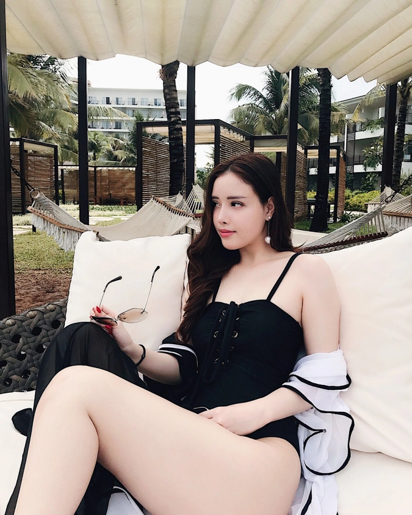 Em gái mai phương thúy xinh đẹp kinh doanh giỏi