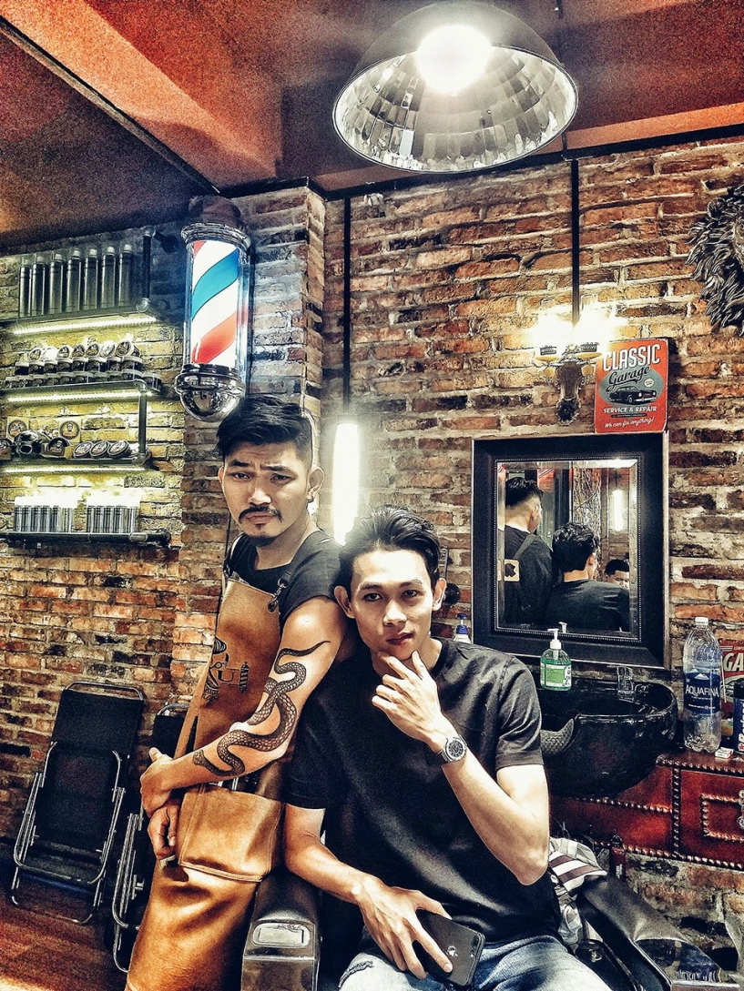 Hé lộ tiệm tóc chất nhất sài gòn