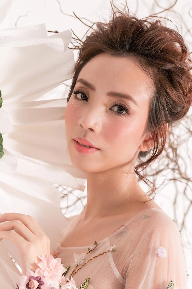 hoa hậu làng hài thu trang cùng thánh mưa trung quân