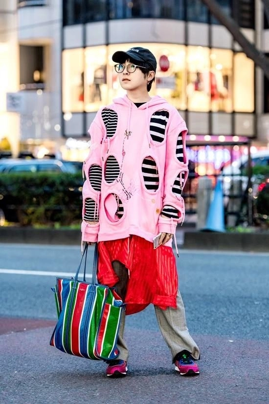 Hoảng hồn với những street style dị đến tận cùng