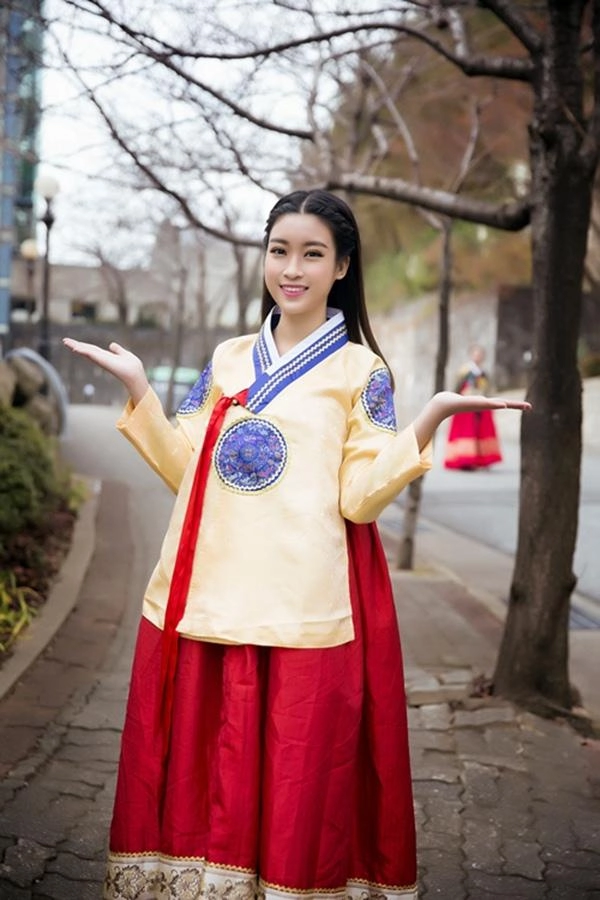 Khi các người đẹp việt diện hanbok hàn quốc