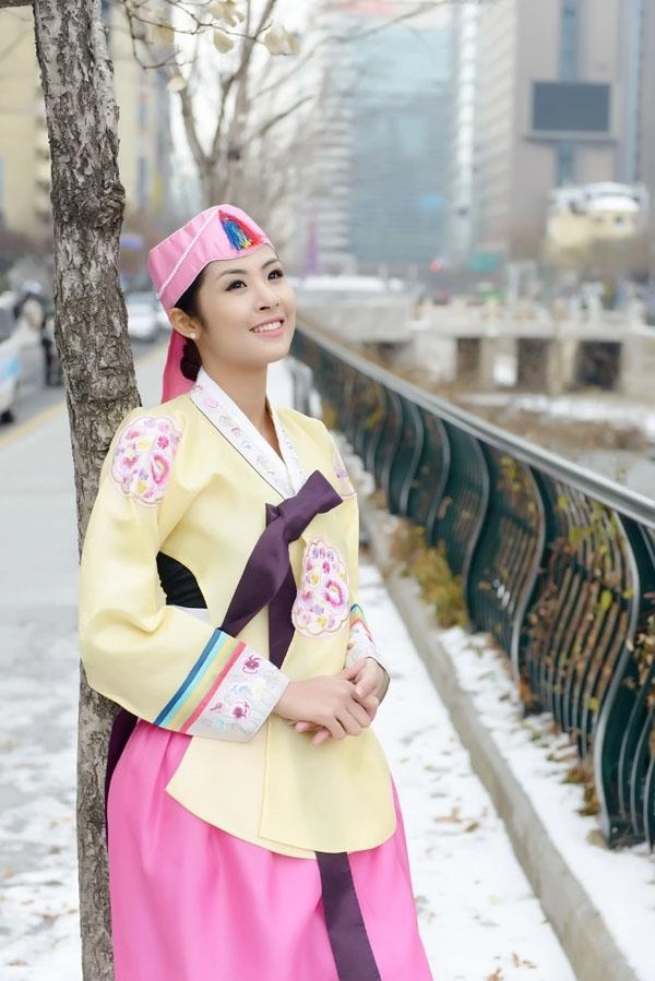 Khi các người đẹp việt diện hanbok hàn quốc