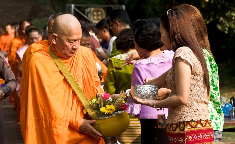 Lễ hội té nước songkran - thái lan bạn nhất định phải đi một lần