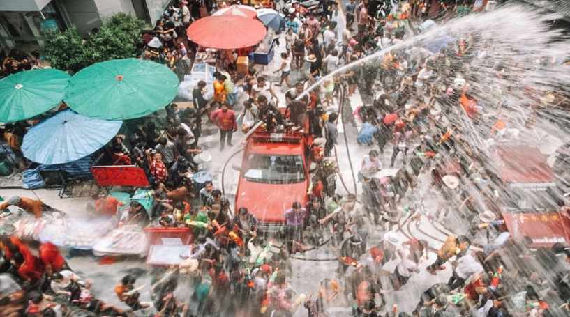 Lễ hội té nước songkran - thái lan bạn nhất định phải đi một lần