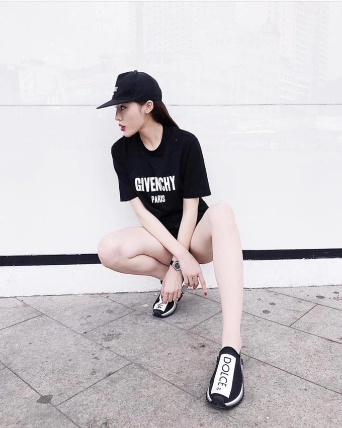 Năm 2018 muốn có hình ngầu là phải dạng chân