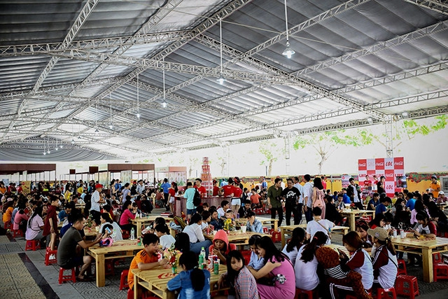Nét đẹp lễ hội ẩm thực đường phố của các bạn trẻ