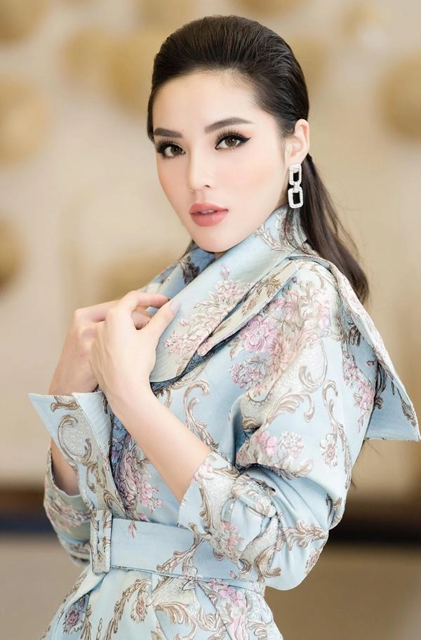 Nhìn kỳ duyên mâu thủy thế này ai còn bảo vest chỉ dành cho nam